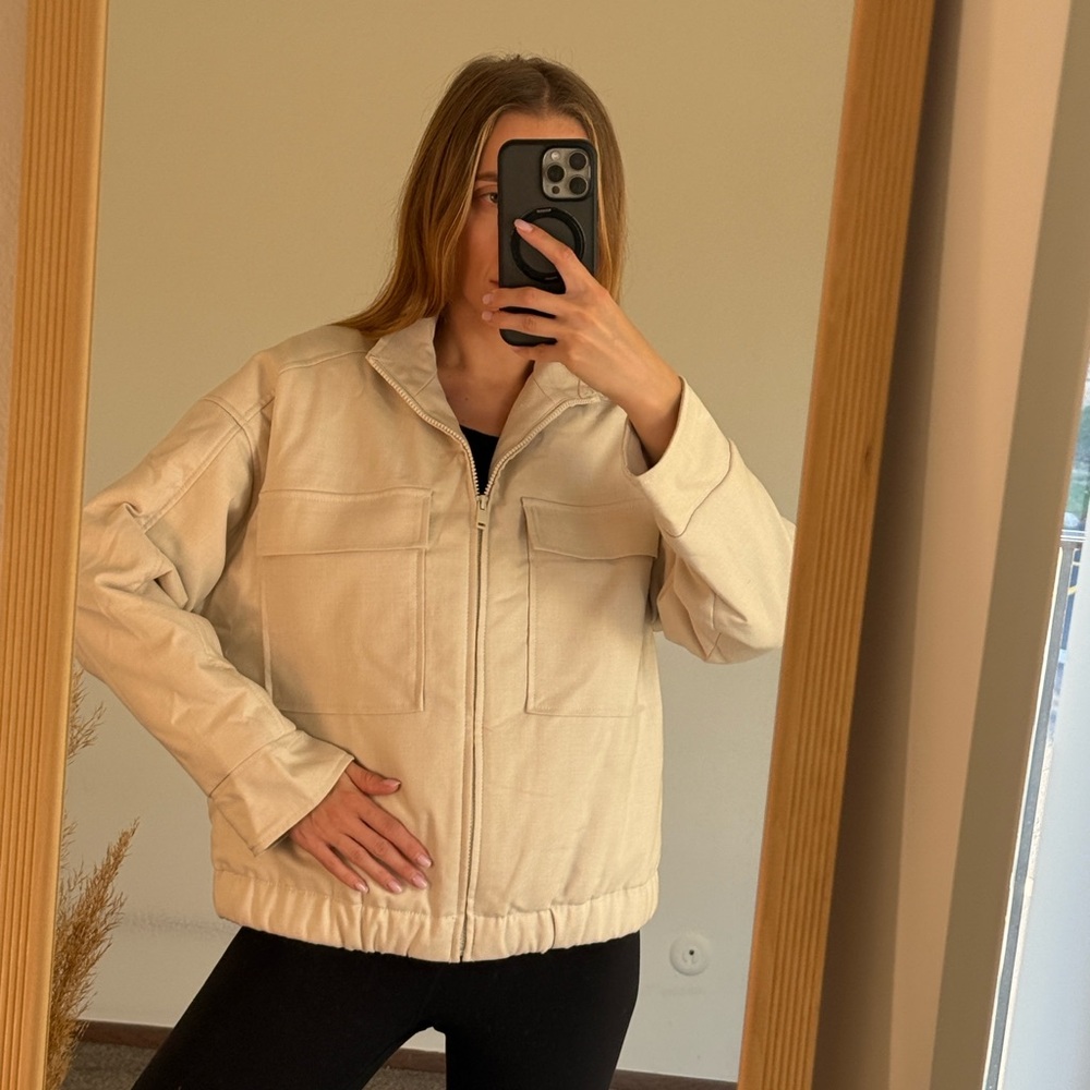 Women's Cream Jacket